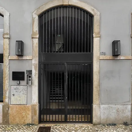 Whome Urban Loft With Modern Interior Design * Lisboa